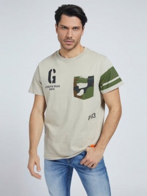 Camiseta Guess Camouflage Print Pocket Hombre Beige | SE-826651