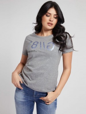 Camiseta Guess Satin Application Mujer Grises | SE-189757