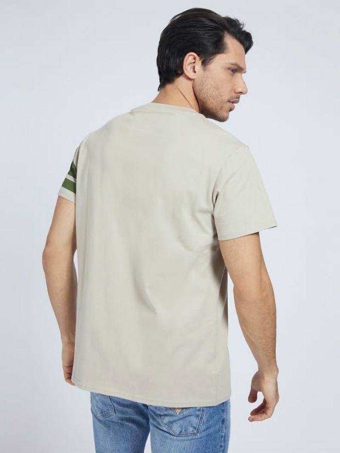 Camiseta Guess Camouflage Print Pocket Hombre Beige | SE-826651